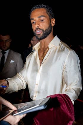 Lucien Laviscount The cast and crew of the series Emily in Paris gather at Maxim s after the premiere of season 5 at the Grand Rex in Paris on 15 December 2025 Yoann Ouahcene Bestimage The cast and crew of the series Emily in Paris gather at Maxim s after the premiere of season 5 at the Grand Rex in Paris on 15 December 2025 Paris Bolivia  Copyright: xYoannxOuahcenex xBestimagexYoannxOuahcenex xBestimagex