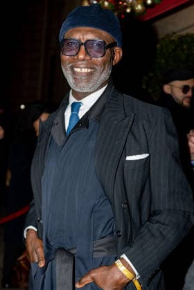 Ériq Ebouaney The cast and crew of the series Emily in Paris gather at Maxim s after the premiere of season 5 at the Grand Rex in Paris on 15 December 2025 Yoann Ouahcene Bestimage The cast and crew of the series Emily in Paris gather at Maxim s after the premiere of season 5 at the Grand Rex in Paris on 15 December 2025 Paris Bolivia  Copyright: xYoannxOuahcenex xBestimagexYoannxOuahcenex xBestimagex