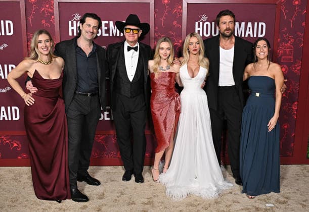 ˜The Housemaid™ Los Angeles Premiere Laura Fischer, Todd Lieberman, Paul Feig, Amanda Seyfried, Sydney Sweeney, Brandon Sklenar and Carly Kleinbart arriving to The Housemaid Los Angeles premiere held at the TCL Chinese Theatre on December 15, 2025 in Hollywood, Ca. Hollywood TCL Chinese Theatre California USA Copyright: xStarbuck AFF-USA.COMx