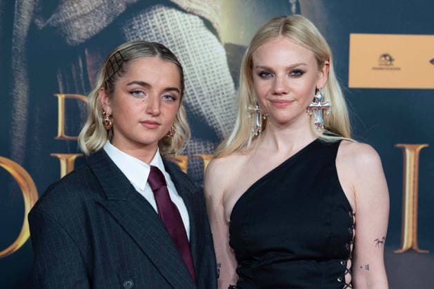 from left Rosie BOORE, actress, Aine Rose DALY, actress, red carpet, red carpet show, arrival, film premiere DER MEDICUS 2 on 15 12 2025 at the Cinedom cinema in Cologne,
