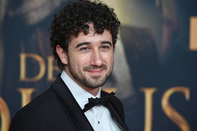 Jaouhar BEN AYED actor, portrait, portrait, portrait, cropped single image, single motif, red carpet, red carpet show, arrival, film premiere DER MEDICUS 2 on 15 12 2025 at the Cinedom cinema in Cologne,
