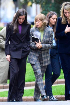 16-12-2025 Madrid Queen Letizia attend a meeting with the board of trustees of the FAD youth foundation at the Meta headquarters in Madrid. No Spain Â  Copyright: xPPEx