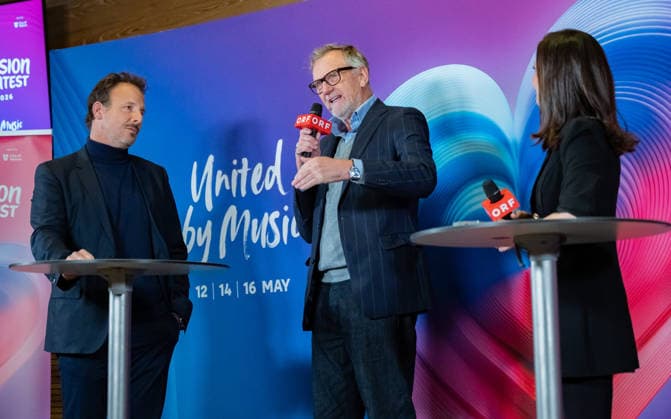 20251216 Eurovision Song Contest 2026 - ORF-Medienupdate WIEN, OESTERREICH - 16. DEZEMBER: ORF Executive Producer des Song Contest 2026 Michael Kroen, ORF Art Direktor Michael Hajek und Politikjournalistin, ORF TV-Moderatorin, Vorsitzende des Frauennetzwerk Medien und Host der Veransaltung Alexandra Maritza Wachter waehrend des Mediengespraechs anlaesslich eines ORF Updates zum 70. ESC - Eurovision Song Contest vom 12. bis zum 16. Mai 2026 in Wien im Foyer der Halle F der Wiener Stadthalle am 16. Dezember 2025 in Wien, Oesterreich. 251216_SEPA_17_025 Copyright: xIsabellexOuvrardx SEPAxMedia