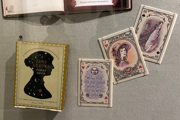 Photograph showing Tarot cards with quotes from British writer Jane Austen at the exhibition ‘Paper Jane: 250 Years of Austen’ in New York, USA, 16 December 2025 . Despite her short life, Austen (1775-1817) left behind an enduring legacy that the Grolier Club, a society of bibliophiles in New York, will explore in detail until February. New York displays a love letter to Jane Austen and her 250-year legacy !ACHTUNG: NUR REDAKTIONELLE NUTZUNG!  Copyright: xAliciaxSánchezx USA7241 20251216-55018850058_1