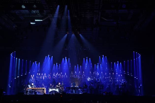 Night of the Proms Erfurt 16 12 2025, Erfurt, Messehalle, Night of the Proms Classical meets pop with musical accompaniment by the Antwerp Philharmonic Orchestra under the direction of conductor Alexandra Arrieche, great artists perform and delight the audience in the picture Safri Duo