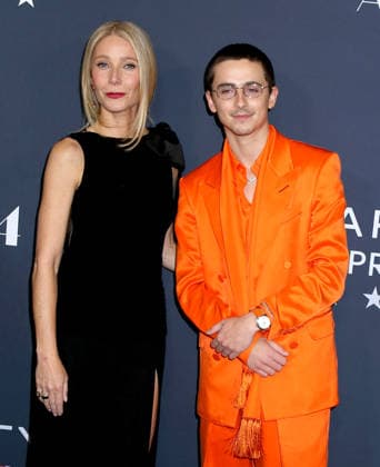 Marty Supreme New York Premiere Gwyneth Paltrow and Timothee Chalamet attending the Marty Supreme New York Premiere held at the Regal Times Square on December 16, 2025 in New York City, NY New York City Regal Times Square NY USA Copyright: xStevenxBergman AFF-USA.COMx