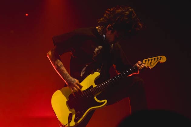 SaO PAULO, SP - 16.12.2025: SHOW PIERCE THE VEIL EM SaO PAULO - The American band Pierce The Veil, formed by guitarist and vocalist Vic Fuentes, bassist Jaime Preciado and guitarist Tony Peres, performs in Sao Paulo at Espaco Unimed on Tuesday night (16). The performance is part of the & 39;I Can& 39;t Hear You World Tour 2025& 39;. x2859759x  YurixMurakami
