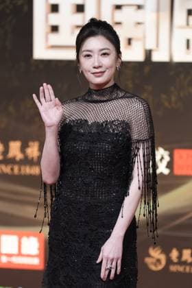 LANGFANG, CHINA - DECEMBER 16: Actress Alyssa Chia Jingwen arrives at the red carpet of the Domestic TV Series Ceremony (China TV Drama Awards) on December 16, 2025 in Langfang, Hebei Province of China.  Copyright: xVCGx 111610176971