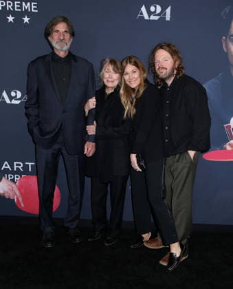 Marty Supreme New York Premiere Jack Fisk, Sissy Spacek, Schuyler Fisk and Chapman Bullock attending the Marty Supreme New York Premiere held at the Regal Times Square on December 16, 2025 in New York City, NY New York City Regal Times Square NY USA Copyright: xStevenxBergman AFF-USA.COMx