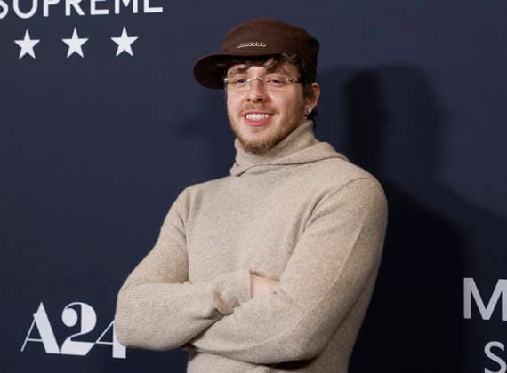 Jack Harlow arrives on the red carpet for A24 s Marty Supreme New York Premiere on Tuesday, December 16, 2025 in New York City.  NYP20251216159 JohnxAngelillo