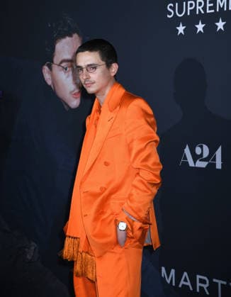 December 16, 2025, New York, Ny, United States: Timothee Chalamet attends A24 s Marty Supreme New York Premiere. Held at Regal Times Square in New York. Zuma Press December 16, 2025. New York United States - ZUMAp281 20251216_zea_p281_010 Copyright: xPhotoxImagexPressx