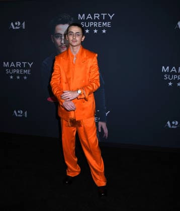 December 16, 2025, New York, Ny, United States: Timothee Chalamet attends A24 s Marty Supreme New York Premiere. Held at Regal Times Square in New York. Zuma Press December 16, 2025. New York United States - ZUMAp281 20251216_zea_p281_031 Copyright: xPhotoxImagexPressx