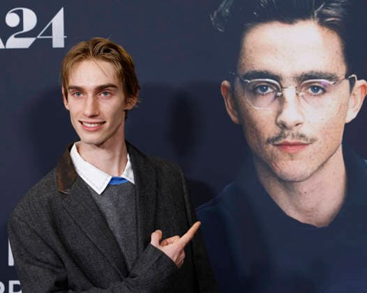 Levon Hawke arrives on the red carpet for A24 s Marty Supreme New York Premiere on Tuesday, December 16, 2025 in New York City.  NYP20251216150 JohnxAngelillo