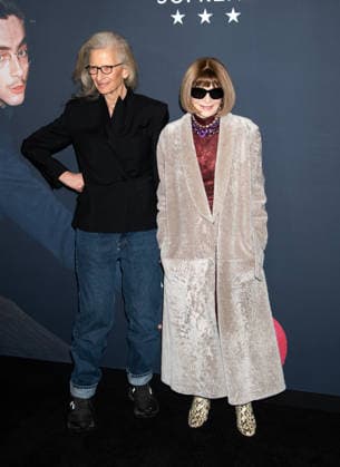 Red carpet for the New York premiere of A24 s Marty Supreme Featuring: Annie Liebowitz, Anna Wintour Where: New York, New York, United States When: 16 Dec 2025 Credit: Janet Mayer INSTARimages.com EDITORIAL USE ONLY. NOT FOR USE BY NEWSPAPERS BASED IN THE UK. Copyright: xx instar55342383