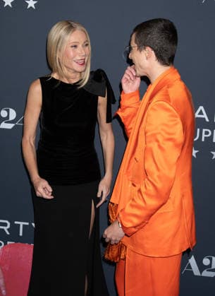 Red carpet for the New York premiere of A24 s Marty Supreme Featuring: Gwyneth Paltrow, Timothee Chalamet Where: New York, New York, United States When: 16 Dec 2025 Credit: Janet Mayer INSTARimages.com EDITORIAL USE ONLY. NOT FOR USE BY NEWSPAPERS BASED IN THE UK. Copyright: xx instar55342426