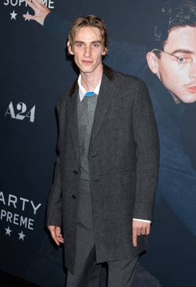 Red carpet for the New York premiere of A24 s Marty Supreme Featuring: Levon Hawke Where: New York, New York, United States When: 16 Dec 2025 Credit: Janet Mayer INSTARimages.com EDITORIAL USE ONLY. NOT FOR USE BY NEWSPAPERS BASED IN THE UK. Copyright: xx instar55342471