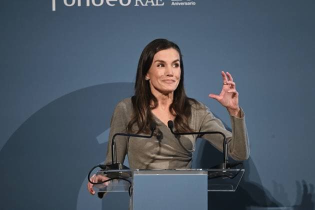 The Queen presides over the commemorative ceremony of the 20th anniversary of Fundación del Espanol Urgente FundéuRAE Queen Letizia during the commemorative ceremony of the 20th anniversary of Fundación del Espanol Urgente FundéuRAE , held at the Real Academia Espanola, on December 17, 2025, in Madrid, Spain In these twenty years, the Foundation, promoted by the Real Academia Espanola RAE and the EFE Agency, has become one of the main points of reference for Spanish-speaking journalists and, in general, for language professionals in the news world. Its recommendations on the proper use of the language are disseminated throughout the year, from Monday to Friday, to reach the editorial offices of the media and the e-mail addresses of the tho Copyright: xJosà xOlivax 7174758