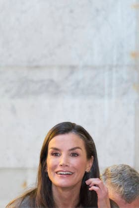 17-12-2025 Madrid Queen Letizia during the commemoration of the 20th anniversary of the Fundeurae foundation at the royal spanish academy in Madrid. No Spain Â  Copyright: xPPEx