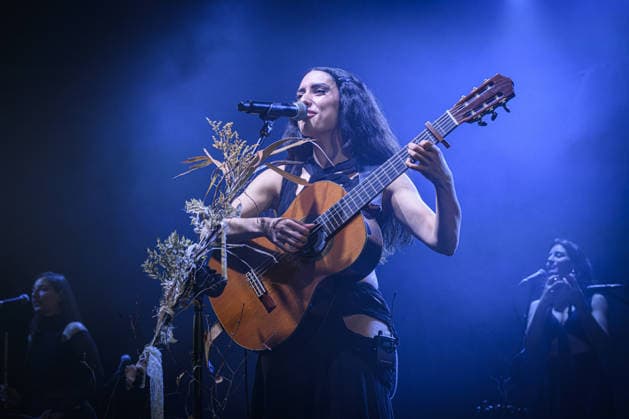 Music Concert - La NINA - Furesta Europa Tour The Neapolitan female singer-songwriter La Nina pseudonym of Carola Moccia - performs live for the Furesta Europa Tour at at Atlantico Club on December 17, 2025 in Rome, Italy Rome Atlantico Italy Copyright: xRobertoxBettacchix xLiveMediax LPM_2198468