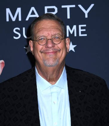 December 16, 2025, New York, Ny, United States: Penn Jillette attends A24 s Marty Supreme New York Premiere. Held at Regal Times Square in New York. Zuma Press December 16, 2025. New York United States - ZUMAp281 20251216_zea_p281_294 Copyright: xPhotoxImagexPressx