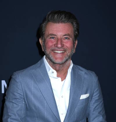 December 16, 2025, New York, Ny, United States: Robert Herjavec attends A24 s Marty Supreme New York Premiere. Held at Regal Times Square in New York. Zuma Press December 16, 2025. New York United States - ZUMAp281 20251216_zea_p281_306 Copyright: xPhotoxImagexPressx