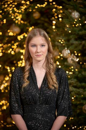 Annual Christmas Concert At The Royal Palace - Brussels Brussels, December 17, 2025. The traditional Christmas celebration took place at the Royal Palace in Brussels in the presence of King Philippe, Queen Mathilde, Princess Eléonore, and Princess Elisabeth. Belgian singer Typh Barrow sang a Christmas carol. Photo by Olivier Polet ABACAPRESS.COM Brussels Belgium  Copyright: xPoletxOlivier ABACAx