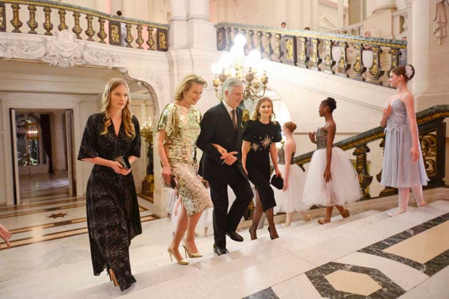 Annual Christmas Concert At The Royal Palace - Brussels Brussels, December 17, 2025. The traditional Christmas celebration took place at the Royal Palace in Brussels in the presence of King Philippe, Queen Mathilde, Princess Eléonore, and Princess Elisabeth. Belgian singer Typh Barrow sang a Christmas carol. Photo by Olivier Polet ABACAPRESS.COM Brussels Belgium  Copyright: xPoletxOlivier ABACAx