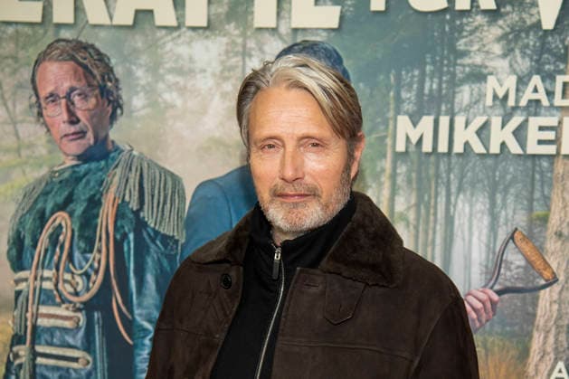 abb Mads Dittmann Mikkelsen Danish actor on the red carpet at the Berlin movie premiere of Therapie fuer Wikinger at the cinema Delphi Filmpalast Berlin on 17 12 2025 Berlin Germany