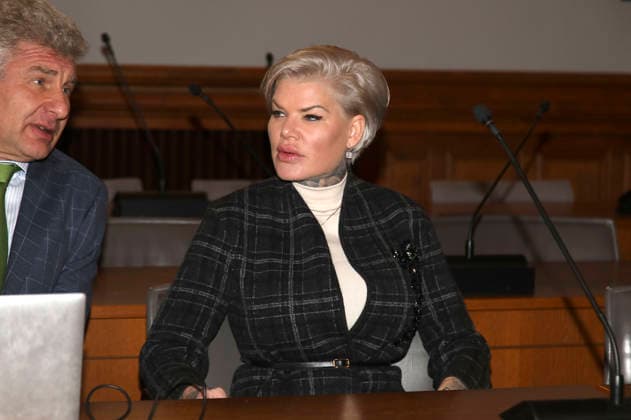 Melanie Müller at the appeal trial for using signs of unconstitutional and terrorist organizations at Leipzig District Court Leipzig, 18 12 2025 Foto:xAgenturxWehnertx xGränzdörferx xFuturexImagex mueller_5213