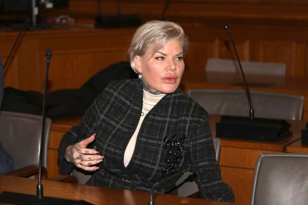 Melanie Müller at the appeal trial for using signs of unconstitutional and terrorist organizations at Leipzig District Court Leipzig, 18 12 2025 Foto:xAgenturxWehnertx xGränzdörferx xFuturexImagex mueller_5218
