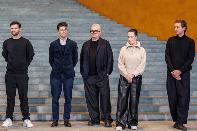 Bundeskabinett Daniel Grunenberg (Glasperlenspiel), Christopher Annen, Co-Vorstandsvorsitzender PRO MUSIK e.V., Herbert Groenemeyer Karo Schrader und Markus Winter beim Musikgipfel am 18.12.25 im Bundeskanzleramt. Berlin Berlin Deutschland Bundeskanzleramt