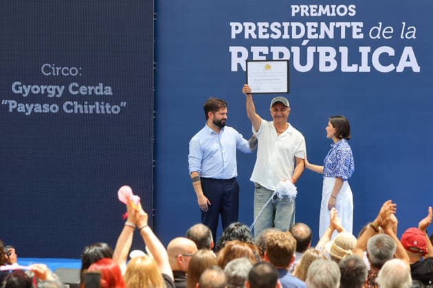 Santiago, December 18, 2025 President Gabriel Boric leads the award ceremony of the President of the Republic Awards for National Music and Performing Arts 2025 Jonnathan Oyarzun Aton Chile, Santiago Chile Aton 1113018  Copyright: JONNATHANxOYARZUN ATONxCHILE