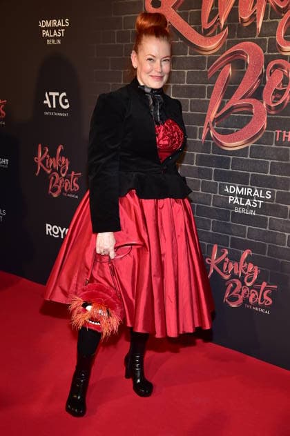 PREMIERE OF ÒKINKY BOOTS Ð THE MUSICALÒ Enie van de Maiklokjes PREMIERE OF ÒKINKY BOOTS Ð THE MUSICALÒ at the Admiralspalast in Berlin on 18 12 2025 Photopress Mueller