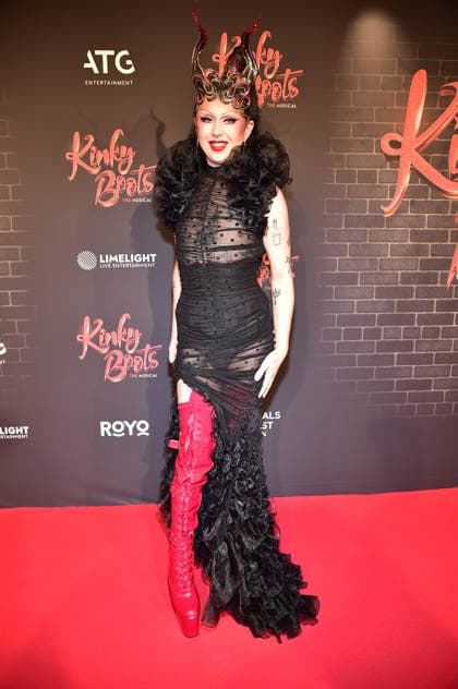 PREMIERE OF ÒKINKY BOOTS Ð THE MUSICALÒ Ivanka T aka Niklas van Schwarzdorn PREMIERE OF ÒKINKY BOOTS Ð THE MUSICALÒ at the Admiralspalast in Berlin on 18 12 2025 Photopress Mueller