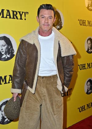 Luke Evans attends Oh, Mary! Press Night at the Trafalgar Theatre in London, England. UK. Thursday 18th December 2025 Copyright: xJamesxWarrenx OH, MARY! - PRESS NIGHT10