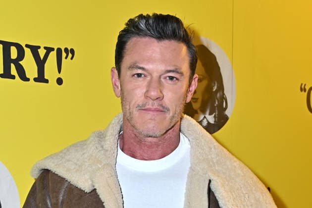Luke Evans attends Oh, Mary! Press Night at the Trafalgar Theatre in London, England. UK. Thursday 18th December 2025 Copyright: xJamesxWarrenx OH, MARY! - PRESS NIGHT9