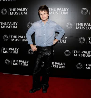 Joe Keery arrives on the red carpet at PaleyLive s Stranger Things - The Final Season Celebration at The Paley Museum on Thursday, December 18, 2025 in New York City.  NYP20251218206 JOHNxANGELILLO