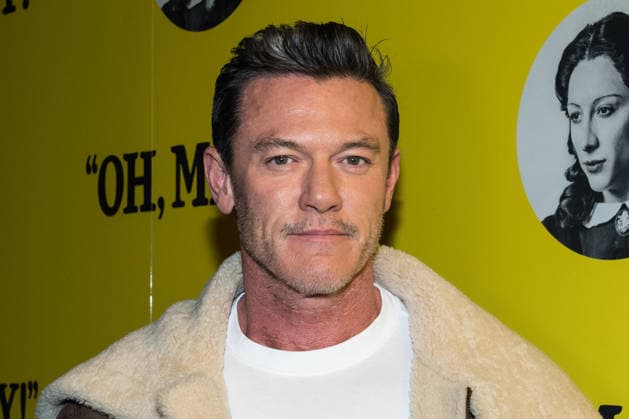 December 18, 2025, London, England, United Kingdom: LUKE EVANS attends Oh, Mary! opening night premiere at the Trafalgar Theatre. London United Kingdom - ZUMAs371 20251218_zip_s371_047 Copyright: xWiktorxSzymanowiczx