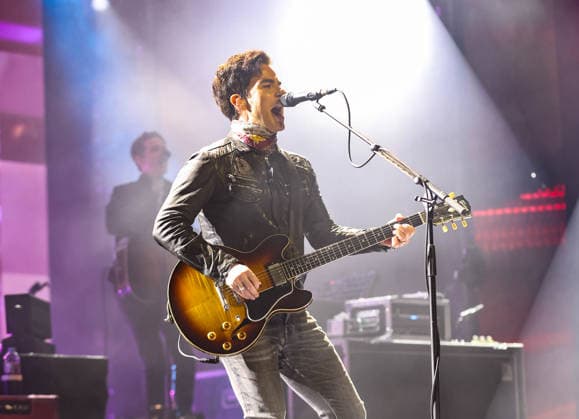 The Stereophonics performing at The O2 Arena on their Winter Arena Tour 18th December 2025 Kelly Jones of The Stereophonics performing at The O2 Arena on their Winter Arena Tour London, United Kingdom 18th December 2025, Credit:Ray Hill Avalon  Copyright: xRayxHillx xAvalonx 1060253084