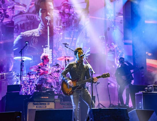 The Stereophonics performing at The O2 Arena on their Winter Arena Tour 18th December 2025 Jamie Morrison and Kelly Jones of The Stereophonics performing at The O2 Arena on their Winter Arena Tour London, United Kingdom 18th December 2025, Credit:Ray Hill Avalon  Copyright: xRayxHillx xAvalonx 1060253099