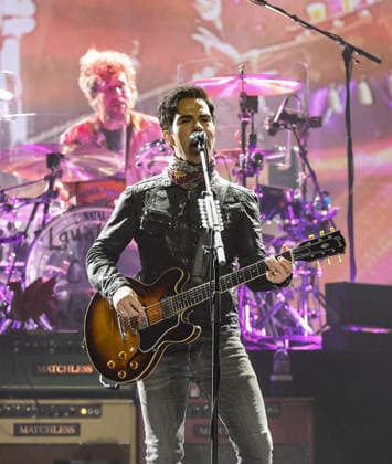 The Stereophonics performing at The O2 Arena on their Winter Arena Tour 18th December 2025 Kelly Jones of The Stereophonics performing at The O2 Arena on their Winter Arena Tour London, United Kingdom 18th December 2025, Credit:Ray Hill Avalon  Copyright: xRayxHillx xAvalonx 1060253161