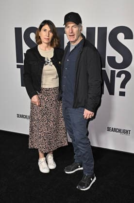 Searchlight Pictures™ ˜Is This Thing On?™ Premiere Naomi Odenkirk and Bob Odenkirk arriving at Searchlight Pictures™ Is This Thing On? Los Angeles premiere held at Vidiots on December 18, 2025 in Los Angeles, CA. Los Angeles Vidiots California USA Copyright: xStarbuck xAFF-USA.COMx