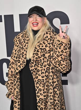 Searchlight Pictures™ ˜Is This Thing On?™ Premiere Sia arriving at Searchlight Pictures™ Is This Thing On? Los Angeles premiere held at Vidiots on December 18, 2025 in Los Angeles, CA. Los Angeles Vidiots California USA Copyright: xStarbuck xAFF-USA.COMx