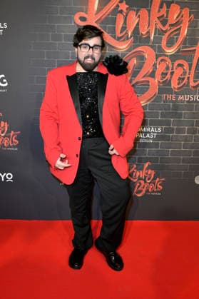 Steven Preisner at the premiere of the musical Kinky Boots The Musical at the Admiralspalast Berlin, 18 12 2025 Foto:xM.xBehrensx xFuturexImagex kinky_5234