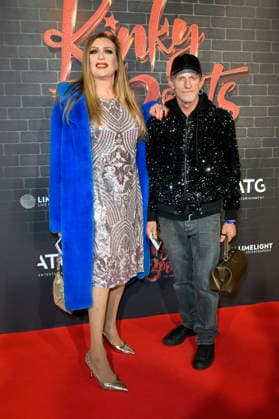 Chantal Lehner with accompaniment at the premiere of the musical Kinky Boots The Musical at the Admiralspalast Berlin, 18 12 2025 Foto:xM.xBehrensx xFuturexImagex kinky_5240