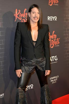 Jorge Gonzalez at the premiere of the musical Kinky Boots The Musical at the Admiralspalast Berlin, 18 12 2025 Foto:xM.xBehrensx xFuturexImagex kinky_5262