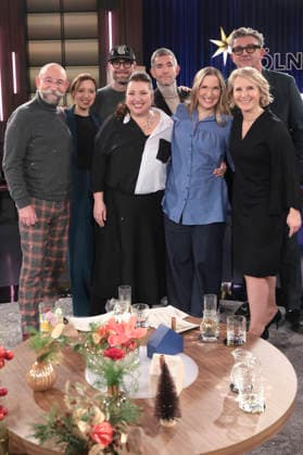 Horst Lichter, Carina Raddatz, Mark Forster, Meltem Kaptan, Micky Beisenherz, Franca Cerutti, Hans Sigl and Susan Link at the recording of the WDR talk show Kölner Treff at WDR Studio BS 3 Cologne, 18 12 2025 Foto:xR.xSchmiegeltx xFuturexImagex koelner_treff1812_5202
