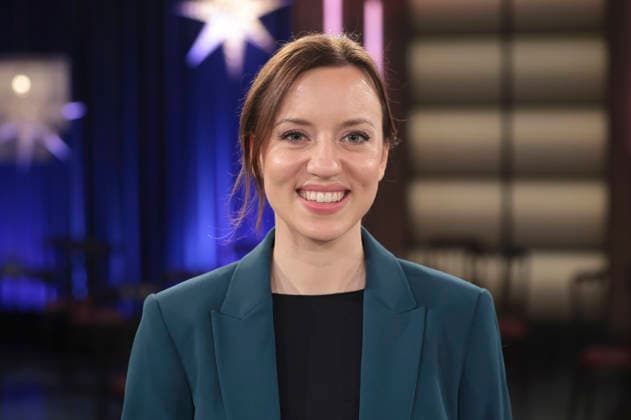Carina Raddatz at the recording of the WDR talk show Kölner Treff in WDR Studio BS 3 Cologne, 18 12 2025 Foto:xR.xSchmiegeltx xFuturexImagex koelner_treff1812_5239