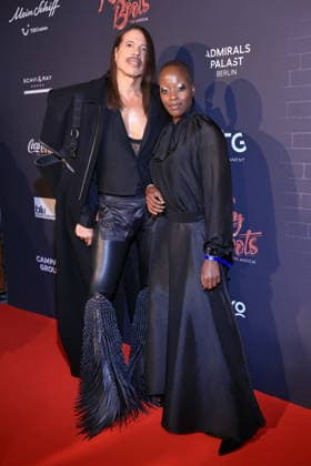 18 12 2025, Jorge Gonzalez and Florence Kasumba, premiere of Kinky Boots The Musical, Admiralspalast, Berlin, Berlin