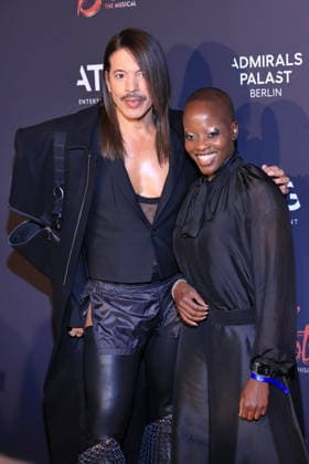 18 12 2025, Jorge Gonzalez and Florence Kasumba, premiere of Kinky Boots The Musical, Admiralspalast, Berlin, Berlin